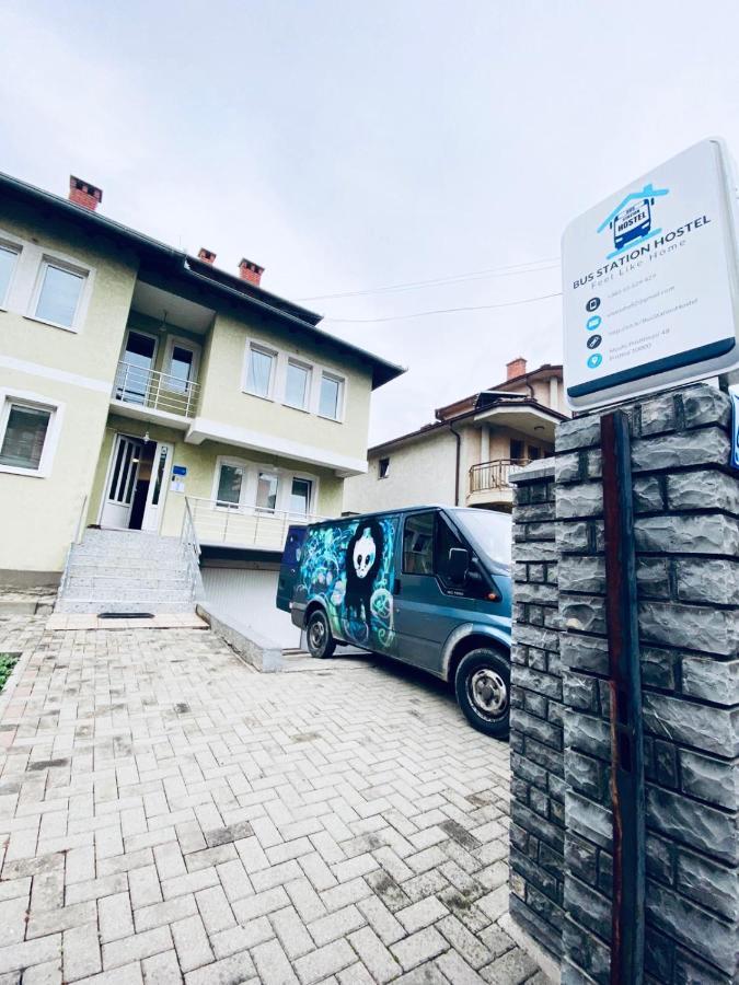 Bus Station Hostel Prishtinë Ngoại thất bức ảnh